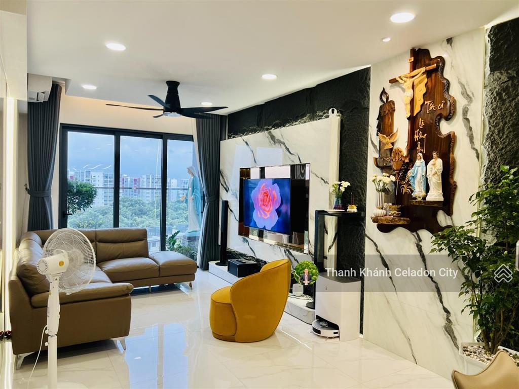 Bán căn 112m2 full nt diamond brilliant, bancon tây nam, 2pn + 1, 2wc. tầng cao giá 7tỷ380
