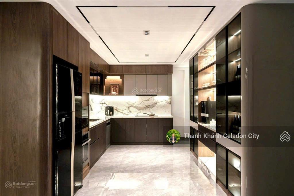Bán căn sky linked villa  3pn + 1 2wc, giá bán 13tỷ8  căn hộ xe hơi chạy lên tận nhà celadon city