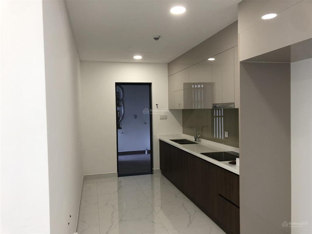 Hót  bán căn diamond brilliant 141m2  3pn + 1  giá 10tỷ tầng 9. full nội thất, bancon đông bắc