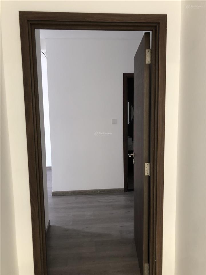 Hót  bán căn diamond brilliant 141m2  3pn + 1  giá 10tỷ tầng 9. full nội thất, bancon đông bắc