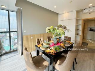 Bán căn duplex 3pn  khu emerald, dt 117m2 như hình giá 7ty1(tl). căn góc  giá đã bao gồm ô xe hơi