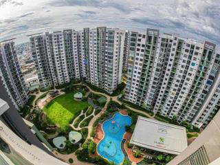 Chính chủ cần bán căn hộ 71m2, 2pn, 2wc, 1 ban công. giá 4tỷ590  khu emerald  hướng nam