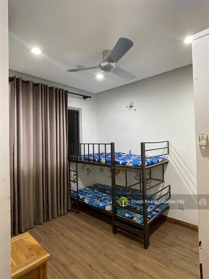 Chủ thân gửi bán căn 2pn block e  ruby, dt 68m2  h đông nam  đã có sổ hồng  giá bán 4tỷ550  tl