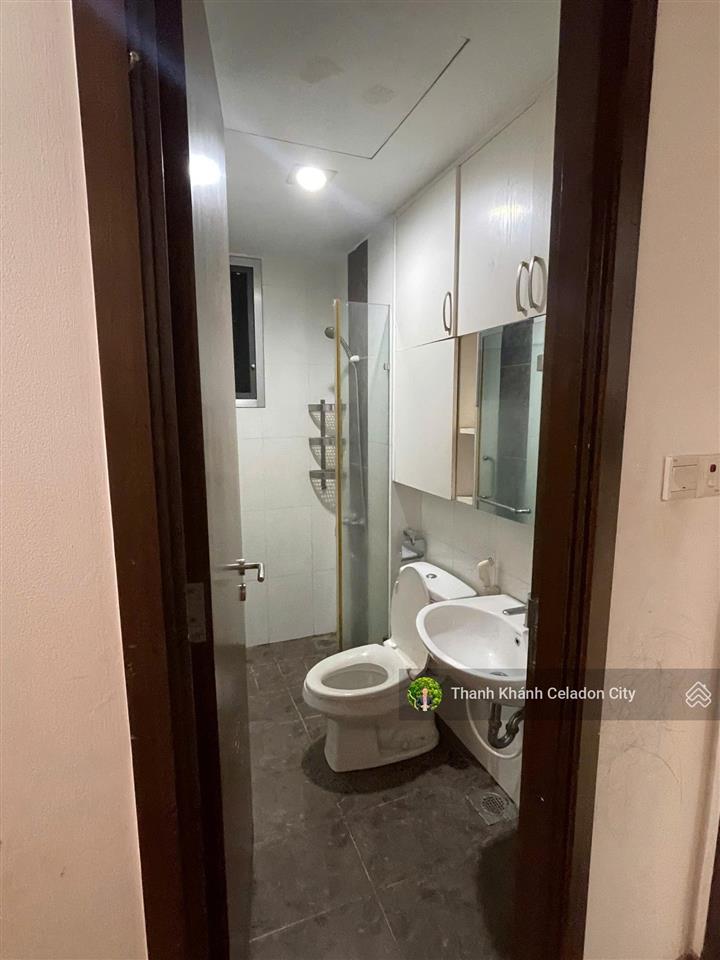 Chủ thân gửi bán căn 2pn block e  ruby, dt 68m2  h đông nam  đã có sổ hồng  giá bán 4tỷ550  tl