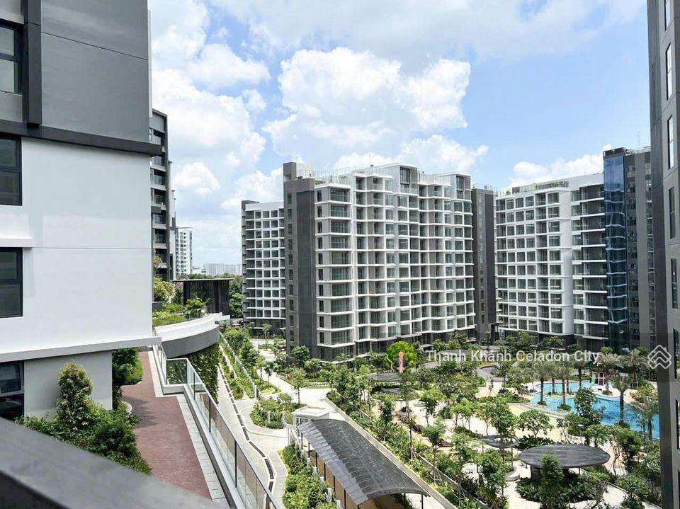 Bán lại căn hộ diamond alnata plus 2pn  88,8m2 view hồ bơi centery, căn đẹp. giá 7tỷ2 + ô xe hơi
