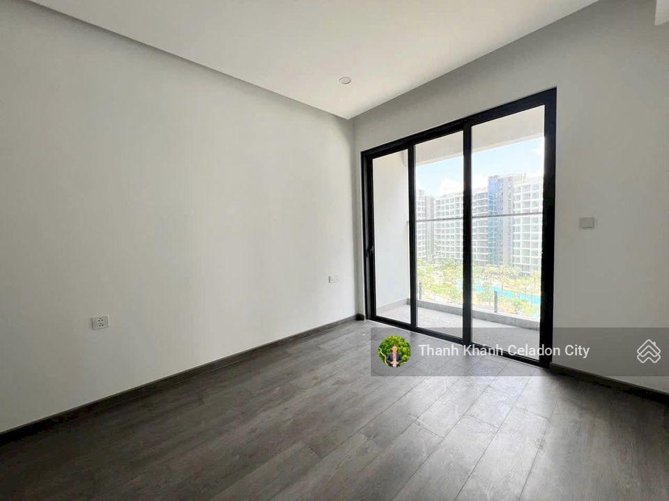Bán lại căn hộ diamond alnata plus 2pn  88,8m2 view hồ bơi centery, căn đẹp. giá 7tỷ2 + ô xe hơi