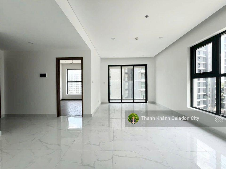 Bán lại căn hộ diamond alnata plus 2pn  88,8m2 view hồ bơi centery, căn đẹp. giá 7tỷ2 + ô xe hơi