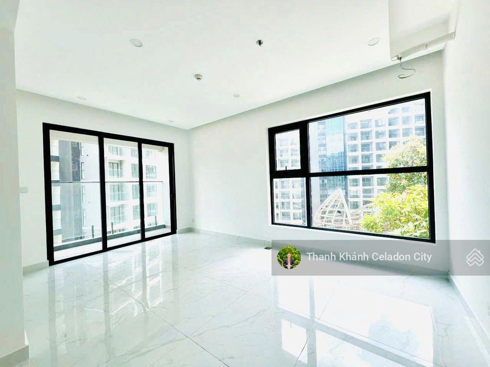 Bán lại căn hộ diamond alnata plus 2pn  88,8m2 view hồ bơi centery, căn đẹp. giá 7tỷ2 + ô xe hơi