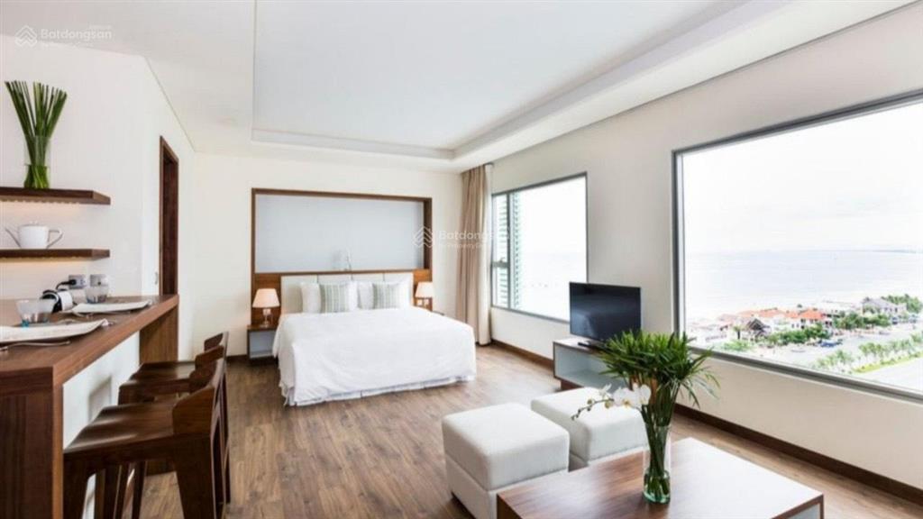 Cực hiếm 1 căn studio tầng cao diện tích 46,4m2 à la carte, full nội thất, sổ hồng sẵn