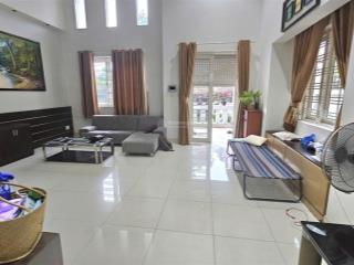 Biệt thự kế aeon, tổng 500m2, 1 hầm 1 trệt 3 tầng