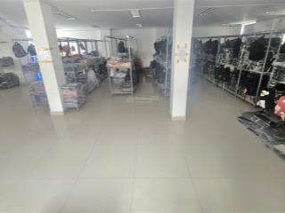 Mặt tiền 750m2, 10x18, trệt 3lầu, có thang máy, 5pn 4wc