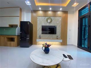 Nhà đẹp full nội thất  lô góc  ô tô đỗ cửa  15m ra mặt phố ngô quyền  khu vực phát triển nhan