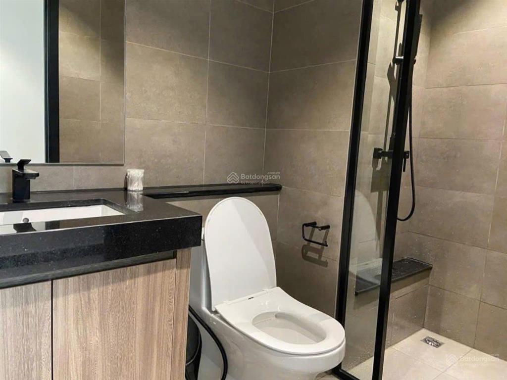 Cho thuê căn hộ 3pn, 2wc, 90m2 tại park legend, 20 triệu, tân bình, hcm.  0932 132 *** gặp hiển