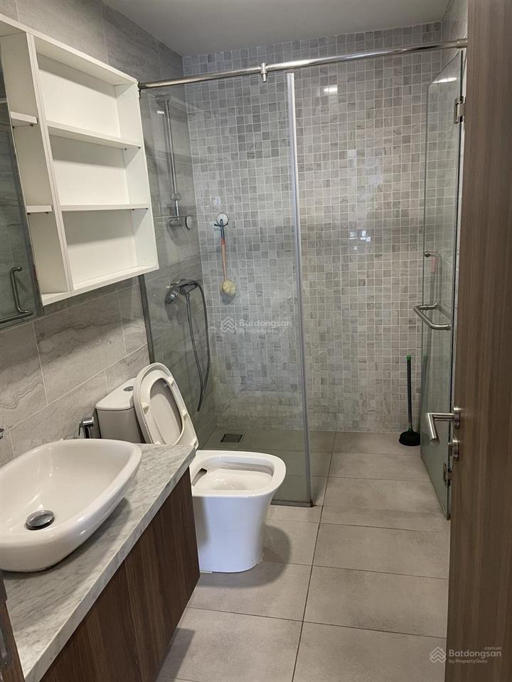 Nhà đẹp  86m2 2pn 2wc giá 5 tỷ 250 (có sổ) bán chcc carillon 1, hoàng hoa thám, tân bình