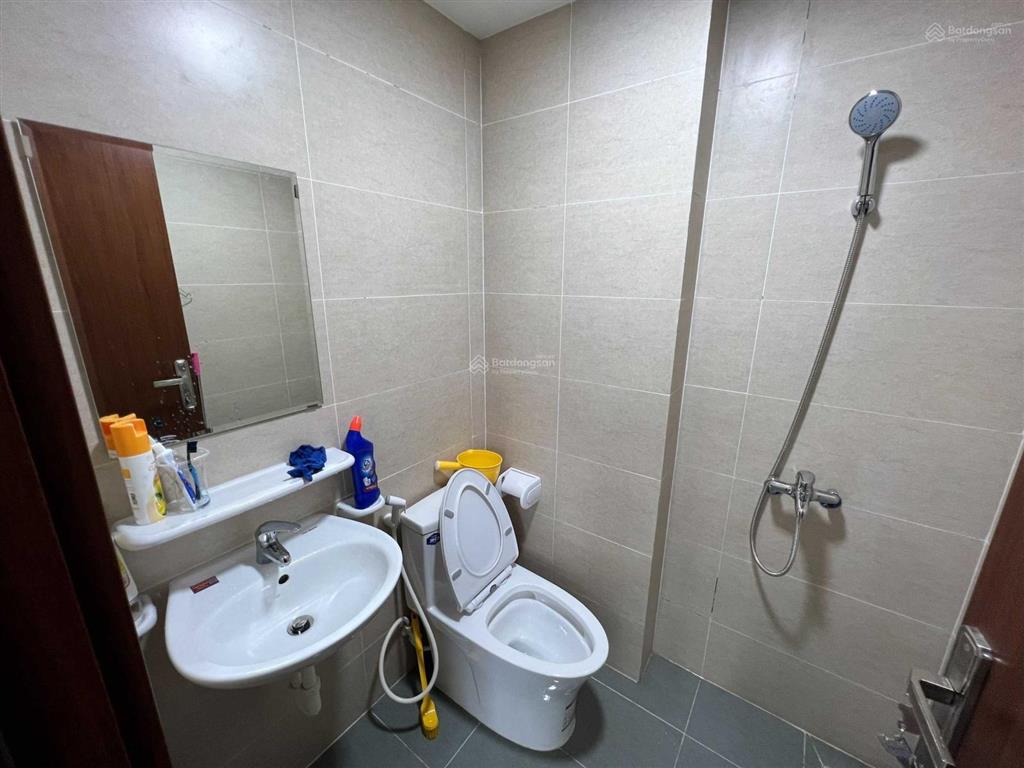 Chính chủ cần cho thuê căn hộ iris tower mới bàn giao 4tr5 tháng