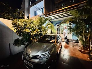 Bán nhà riêng phố kim mã  dt 90m2  mt 5m  5 tầng  giá chỉ 21 tỷ.   0793 198 ***