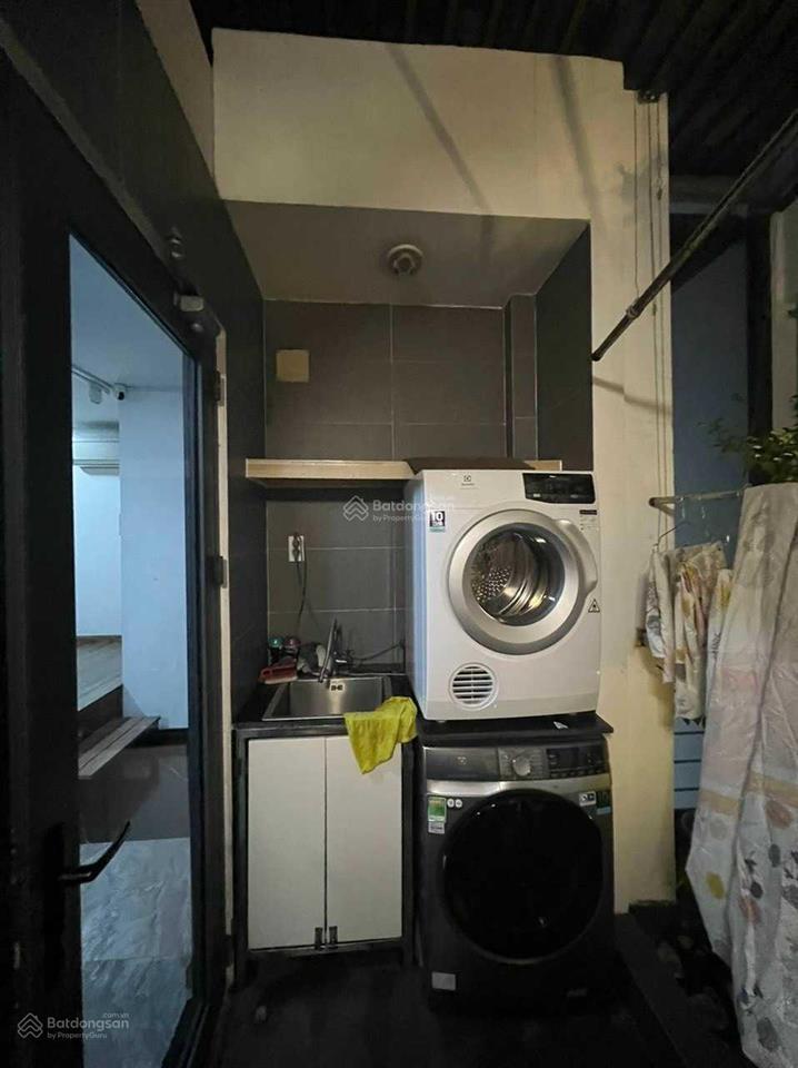 Bán nhà khu nội bộ. vào ở ngay xd 7x15m, hầm lửng 3 lầu nhà thông minh, cây cối xanh mát