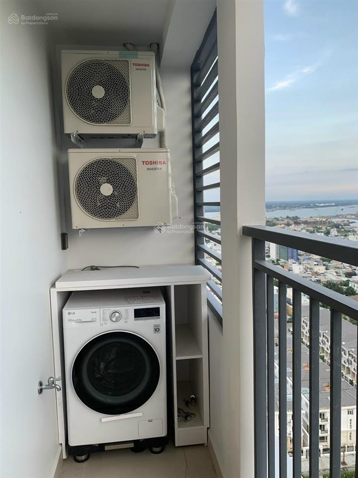 Bán căn 2pn 2wc 70m2  view nội khu thoáng mát  phòng ngủ rộng q7 boulevard 3tỷ850