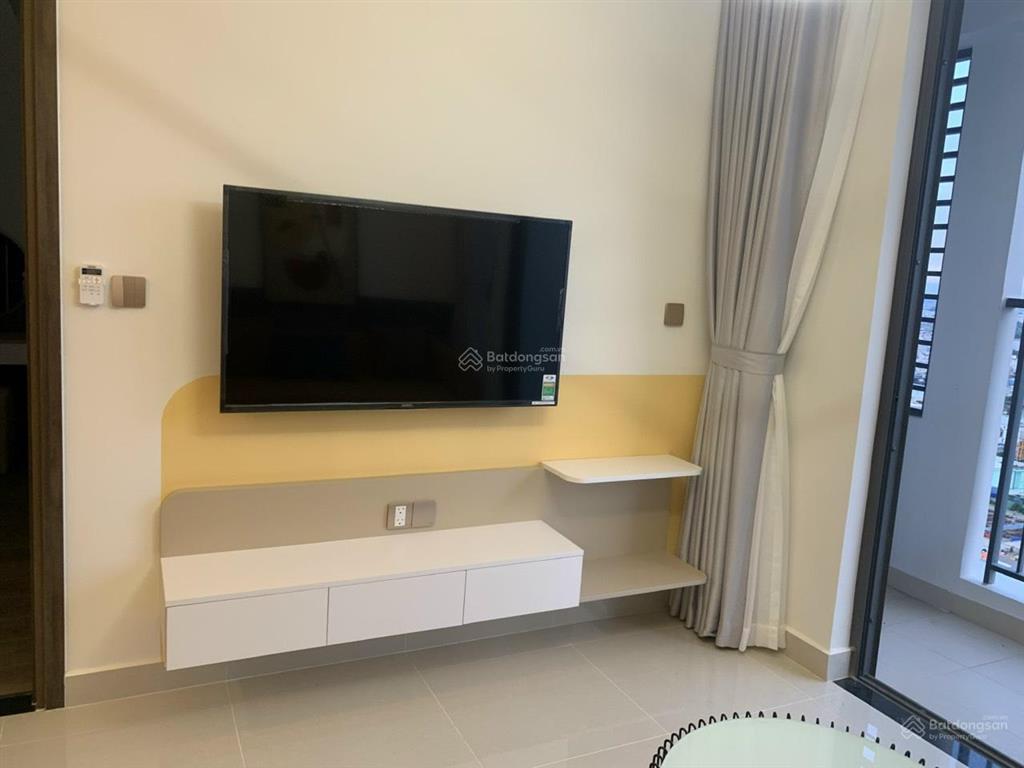 Bán căn 2pn 2wc 70m2  view nội khu thoáng mát  phòng ngủ rộng q7 boulevard 3tỷ850
