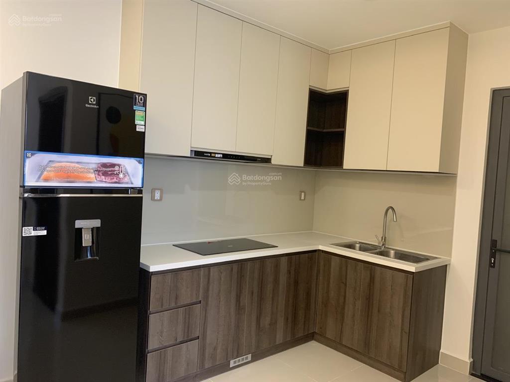 Bán căn 2pn 2wc 70m2  view nội khu thoáng mát  phòng ngủ rộng q7 boulevard 3tỷ850