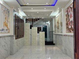 Đường số 6, lê văn quới 4m x 18m xây full  5 tầng gồm 5 phòng ngủ, 5 toilet đường nhựa 8m thông