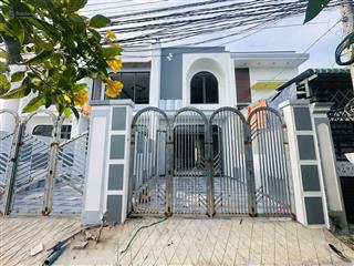 Bán nhà mới xây gần chợ long thượng, 1,95 tỷ, 100m2, 3pn, 2wc, pháp lý đầy đủ đang hoàn thiện 90%