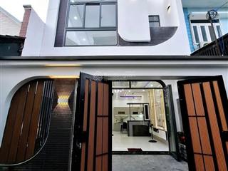 Nhà mới 5,5x16m sau lưng trường tiểu học long thượng