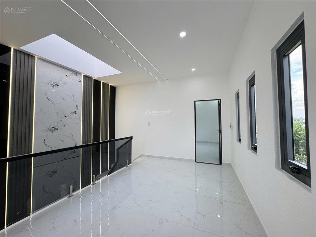 Căn góc 2 mt nhà mới 5 x20m sát kcn cầu tràm đã hoàn công