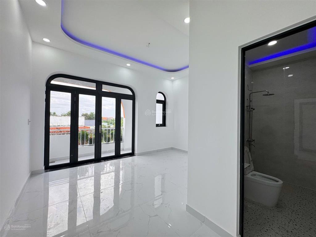 Căn góc 2 mt nhà mới 5 x20m sát kcn cầu tràm đã hoàn công