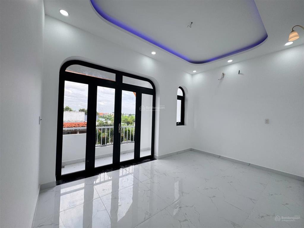 Căn góc 2 mt nhà mới 5 x20m sát kcn cầu tràm đã hoàn công