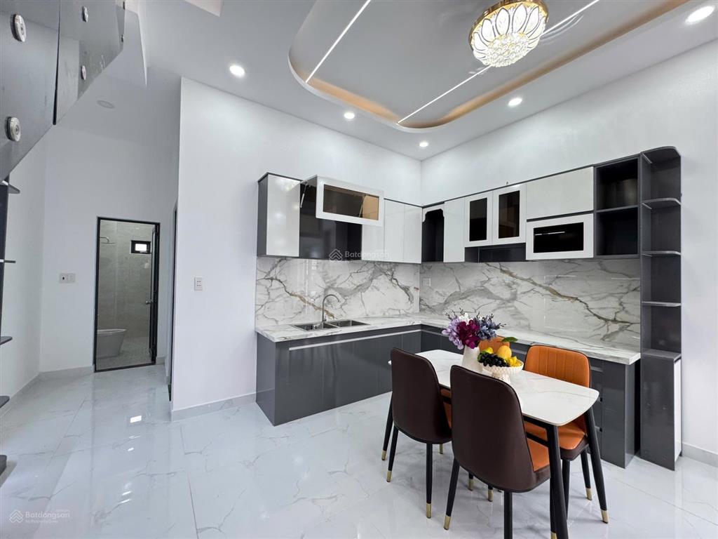 Căn góc 2 mt nhà mới 5 x20m sát kcn cầu tràm đã hoàn công