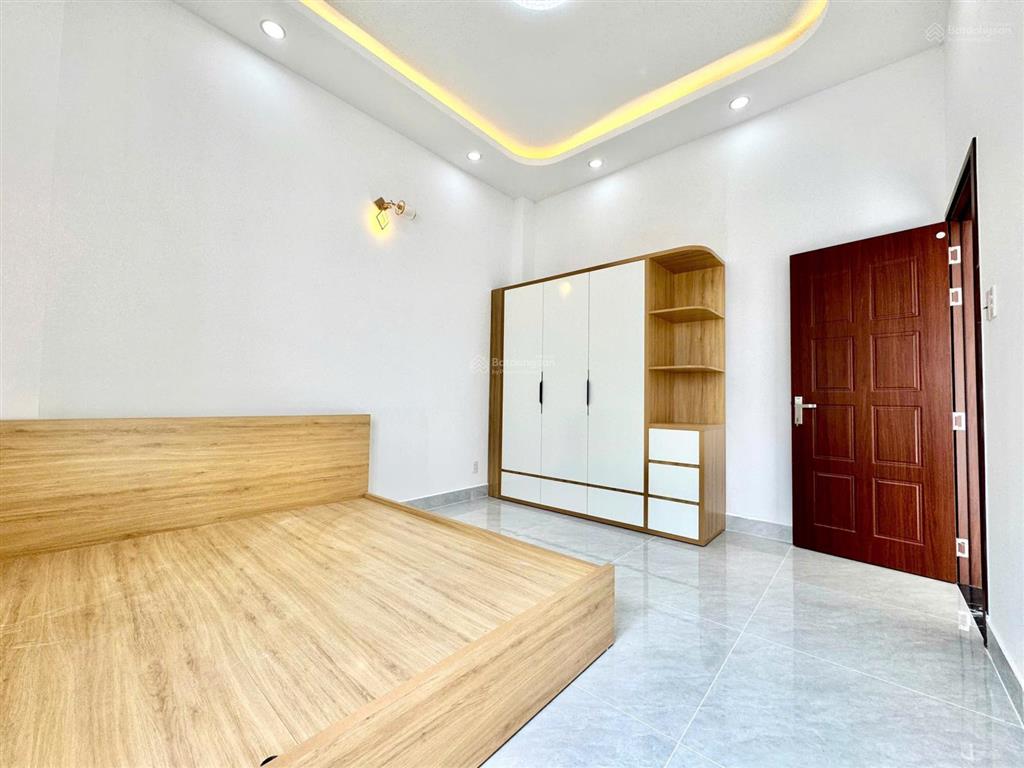 Bán nhà the sol city chợ hưng long giá 5,4 tỷ