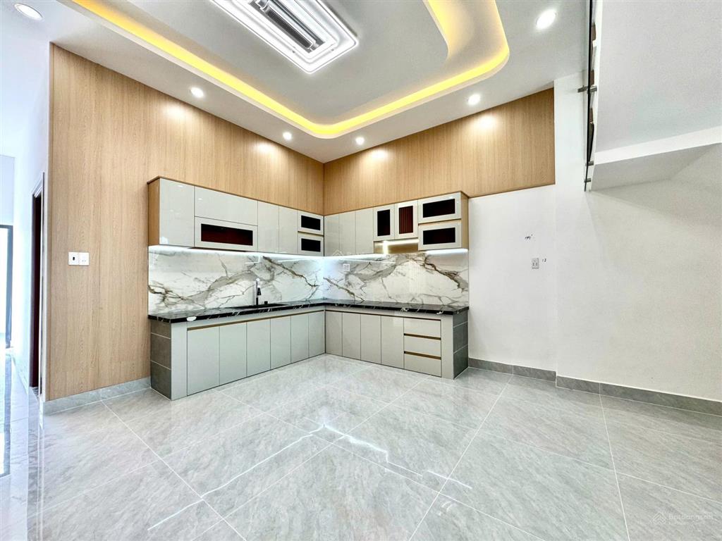 Bán nhà the sol city chợ hưng long giá 5,4 tỷ