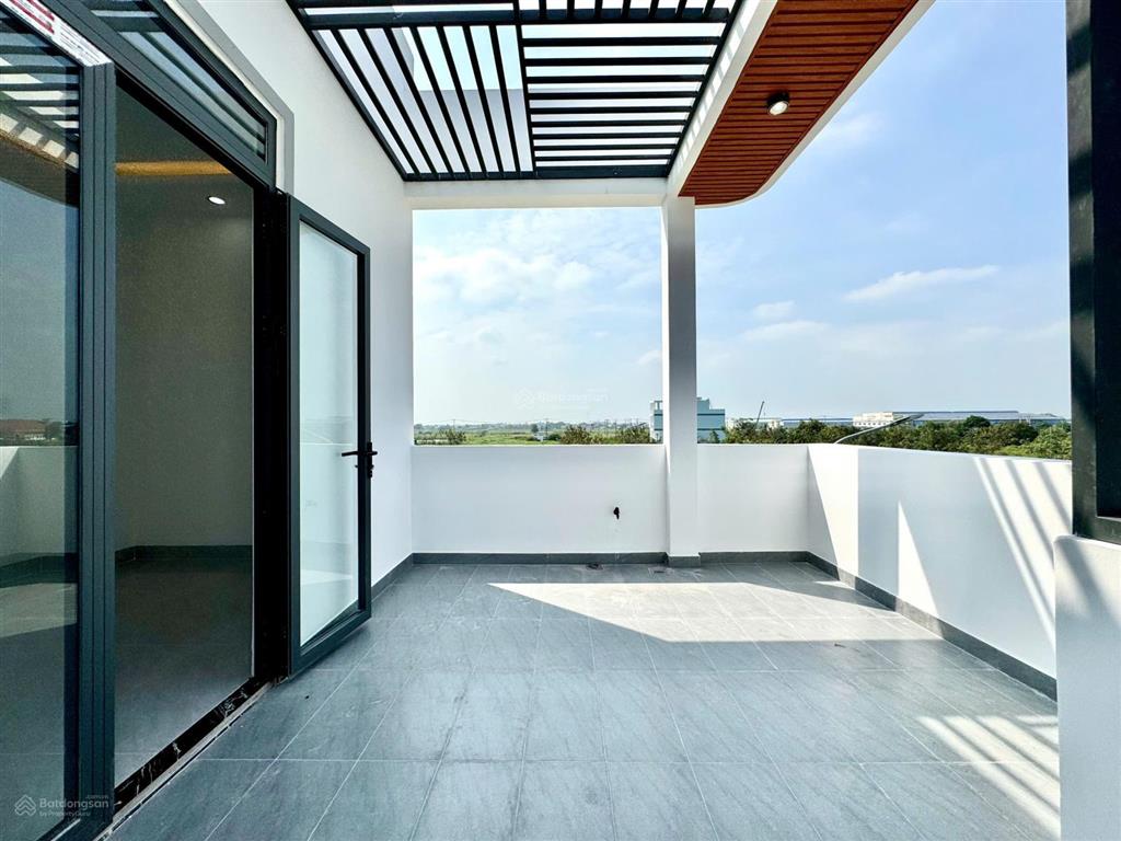 Bán nhà the sol city chợ hưng long giá 5,4 tỷ