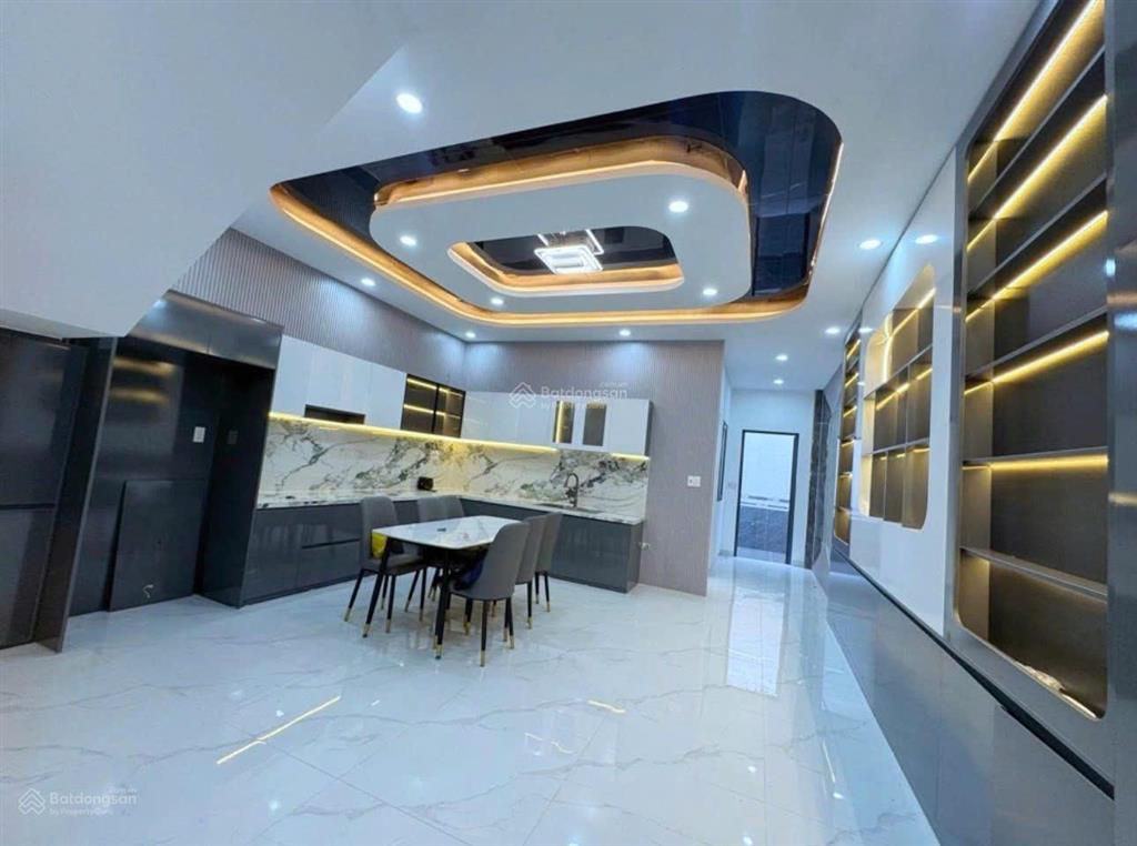 Bán nhà mặt tiền đường kinh doanh phước hậu giảm 100 triệu sổ hồng riêng