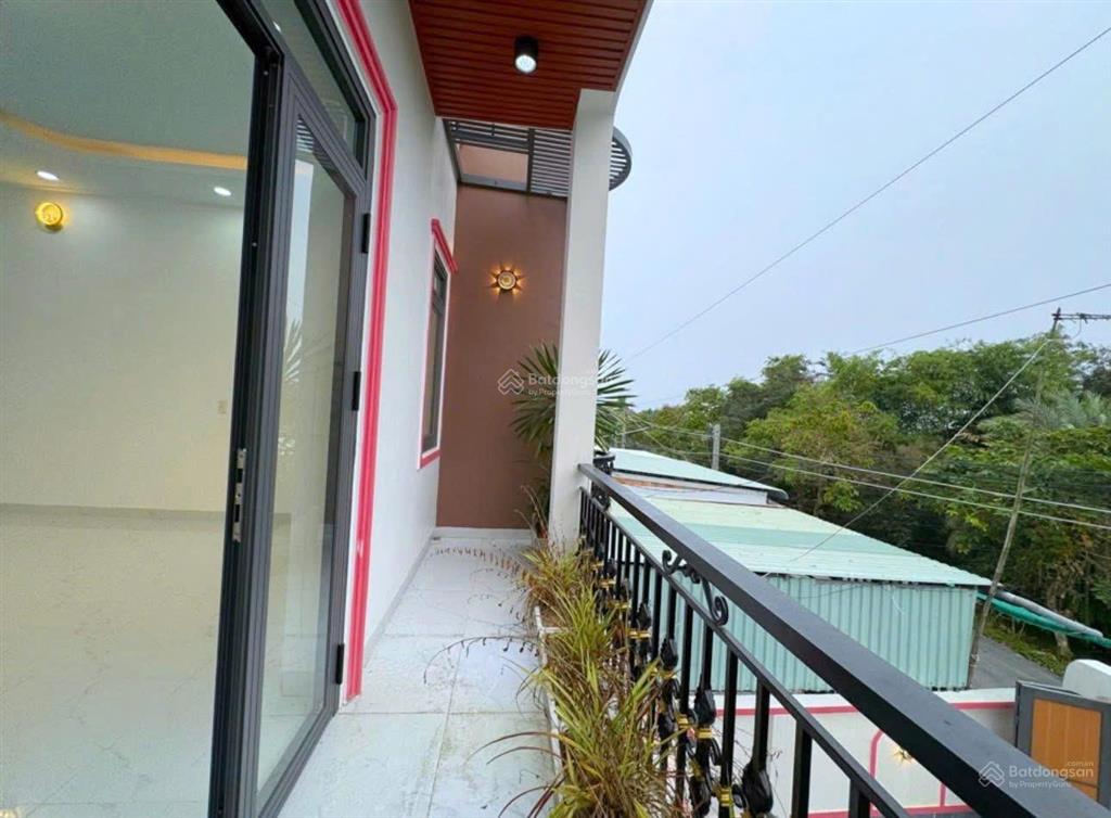 Bán nhà mặt tiền đường kinh doanh phước hậu giảm 100 triệu sổ hồng riêng