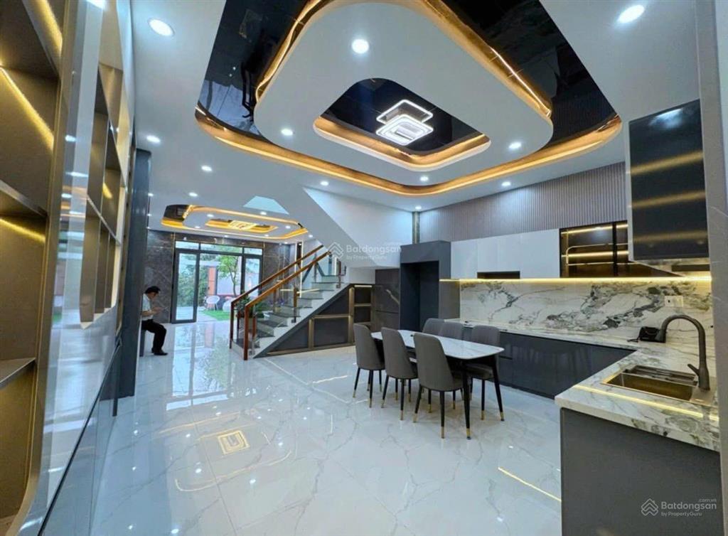 Bán nhà mặt tiền đường kinh doanh phước hậu giảm 100 triệu sổ hồng riêng