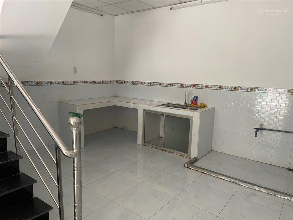 Bán nhà 1 trệt 1 lầu hẻm xe hơi thông đường man thiện tnp a q9