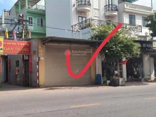 Bán nhà mặt phố 595 dương đức hiền, lô góc 62 m2 gần đối diện cổng khai sơn city thuận thành. 6tỷ6