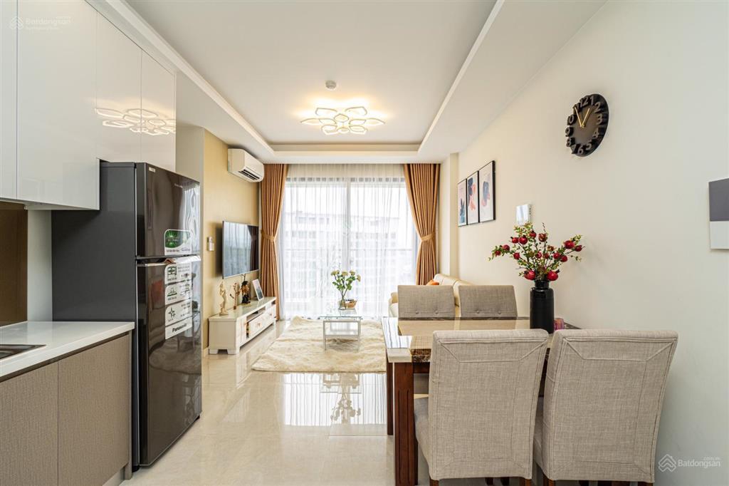 Cần bán căn hộ lucky palace, quận 6, dt 84m2, 2pn  2wc, giá 4,5 tỷ.  0939 271 *** (tài)