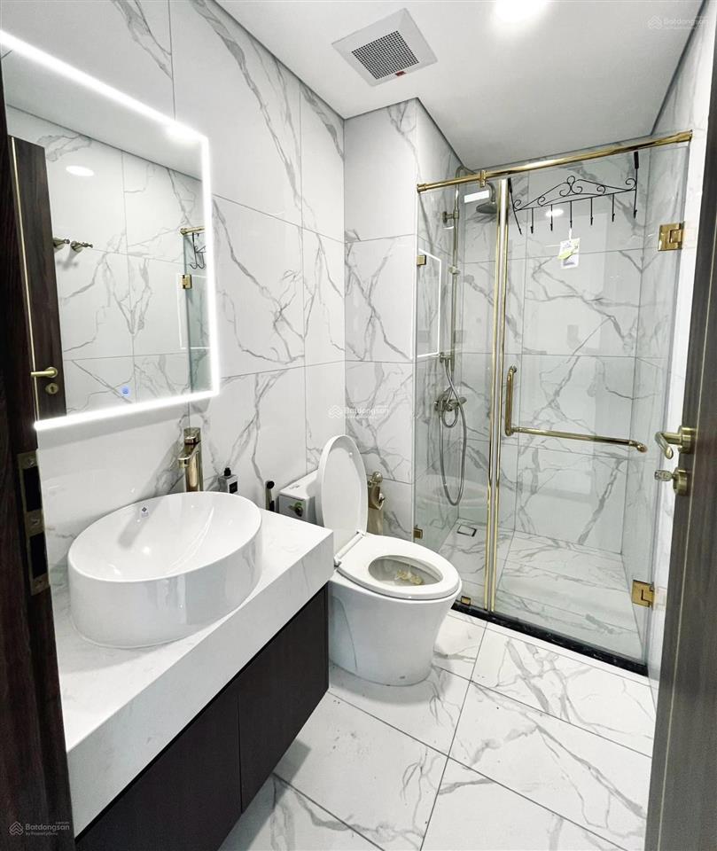 Cần bán căn hộ lucky palace, quận 6, dt 84m2, 2pn  2wc, giá 4,5 tỷ.  0939 271 *** (tài)