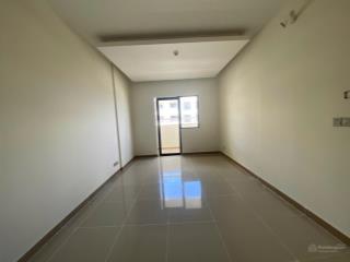 Cho thuê cc 3pn, 2wc, 97m2 tại the era town, 9 triệu vnd, phú mỹ, q7, hcm