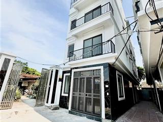 Nhà đẹp sát trung tâm chúc sơn  chương mỹ, oto vào cửa lô góc, 33m2*4t. full tiện ích. chỉ 2.9x tỷ