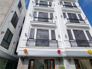 Mua nhà mới thị thị trấn quốc oai không nên bỏ qua căn này. 42m2*4t, gần đại lộ, giá chỉ 3,6x tỷ