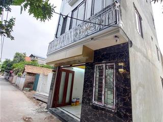 Căn độc lập rộng thoáng, rẻ ở chương mỹ, 39m2x4t, 4pn thoáng 2 mặt. gần chợ trường. giá chỉ 3,0x tỷ