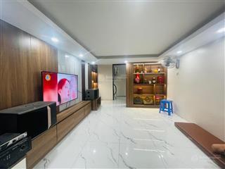 Bán nhà đường láng, 5 tầng, gần đh ngoại thương, đống đa, 7.58 tỷ