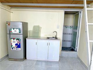 Phòng trọ cho sinh viên, làm văn phòng gác, studio, 1p ngủ trung tâm q10 đủ nội thất  ở liền được