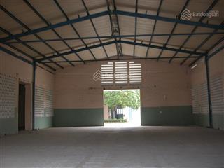 Cho thuê kho xưởng 130m2  10 triệu/tháng đường hương lộ 2, q. bình tân