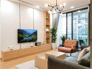 Chính chủ bán gấp căn hộ 2n2vs 93m2 sổ đỏ, full nội thất đẹp 9.6 tỷ cc the zei số 2 lê đức thọ