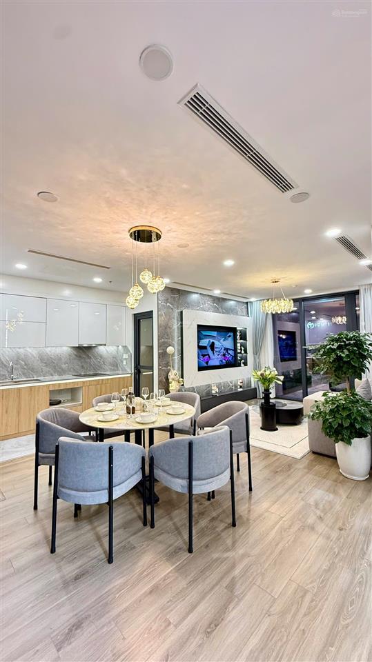 Em có quỹ căn bán chung cư golden field  3n2w 90m2 full nội thất, giá nhỉnh 8 tỷ sổ đỏ sẵn